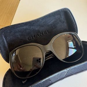 CHANEL Sunglasses